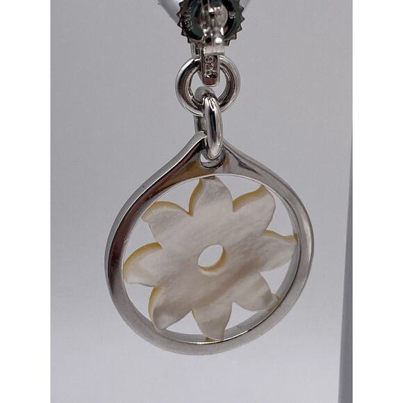 925 Silver Dangle Drop Daisy Mother Of Pearl Earrings - Picture 3 of 5